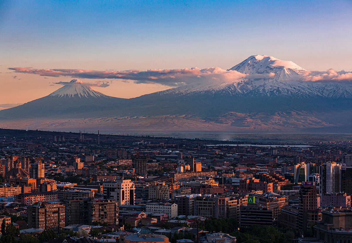 10-Day Armenia: Mountains, Monasteries & Adventure